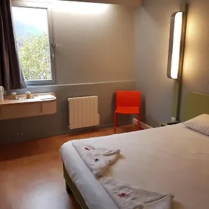 2* Hotel Design